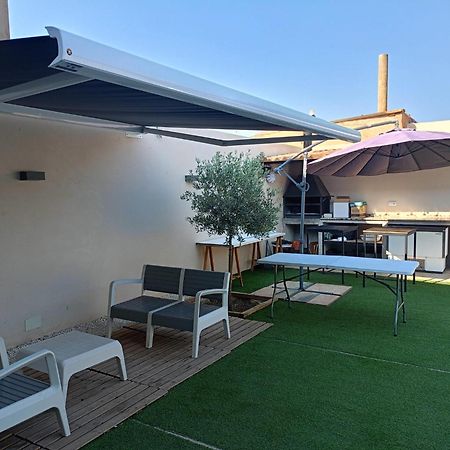Alojamiento El Pez Casa Con Piscina Climatizada Villafranca de los Caballeros Luaran gambar