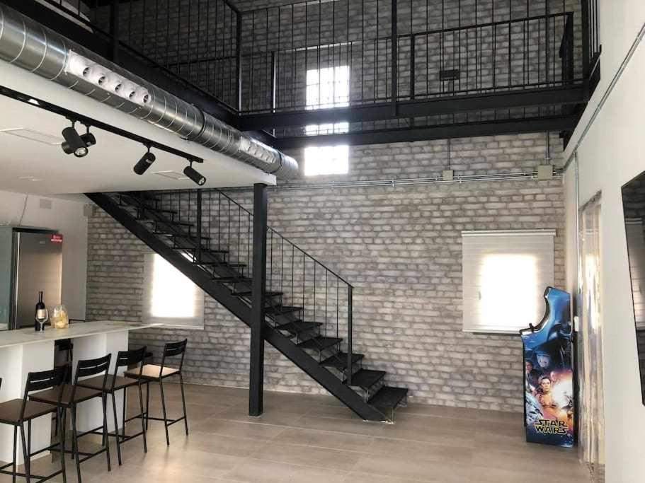 Alojamiento El Pez Casa Con Piscina Climatizada Villafranca de los Caballeros Luaran gambar