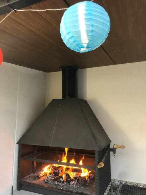 Alojamiento El Pez Casa Con Piscina Climatizada Villafranca de los Caballeros Luaran gambar